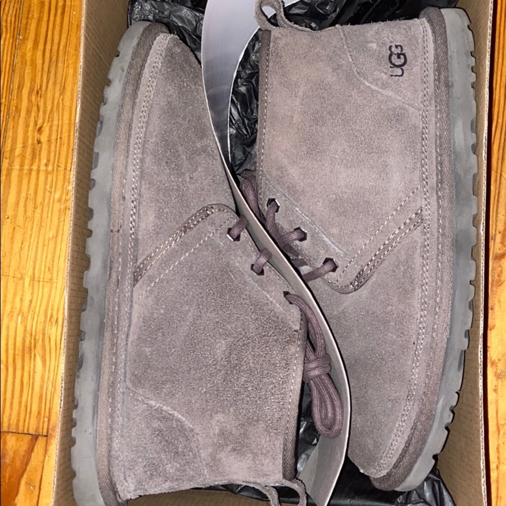 Men Uggs